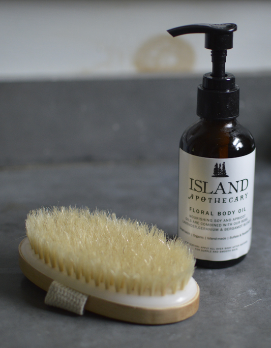 Dry Brush Your Way To Glowing Skin: A Few Tips On Doing It Right