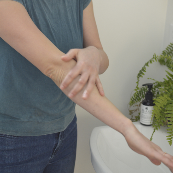 Applying Body Oil | Island Apothecary